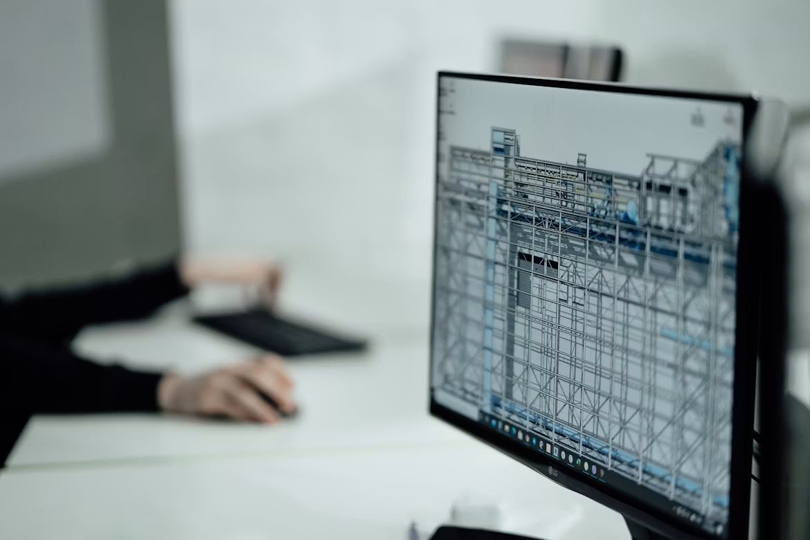 Modelo BIM de las instalaciones hidráulicas de un edificio en pantalla